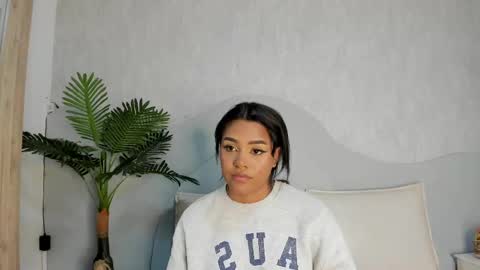 Emma Morgann online show from September 2025 11:43:01 AM