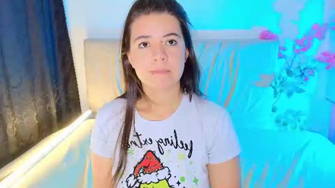 Snapshot of emma_naa chatting on July 2026 11:17:02 AM Emma online show from July 2026 11:17:02 AM