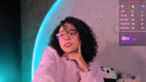     online show from November 2025 10:12:02 AM