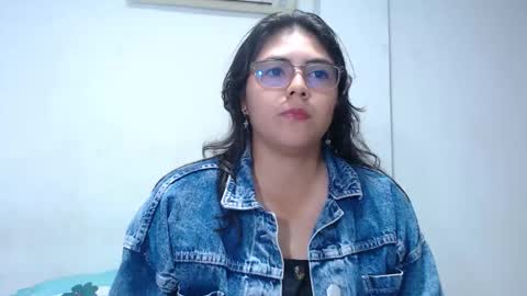 Snapshot of emma_nicols chatting on January 2026 11:59:02 AM emma nicols online show from January 2026 11:59:02 AM