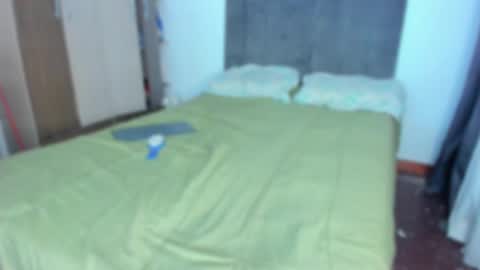 Emma INDEPENDENT MODEL online show from February 2025 01:44:01 PM