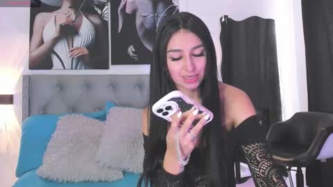 Snapshot of emma_rosse11 chatting on November 2025 04:51:02 PM Emma Rosse11 online show from November 2025 04:51:02 PM