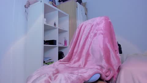 Emma   online show from December 2024 08:30:01 AM