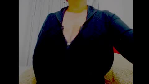 emma_saenzz online show from November 2025 05:17:01 AM