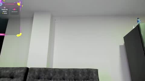 Emma online show from September 2025 02:44:01 AM