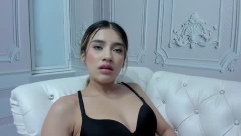 EMMA online show from December 2024 10:23:01 PM