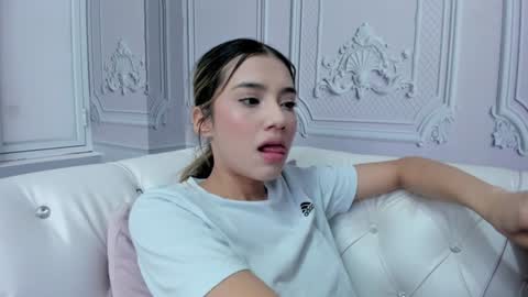 EMMA online show from December 2024 08:58:02 PM