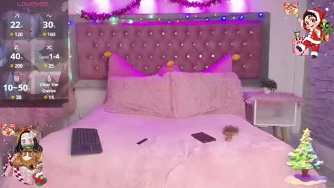 Snapshot of emma_wilder chatting on December 2024 08:57:02 PM neko online show from December 2024 08:57:02 PM