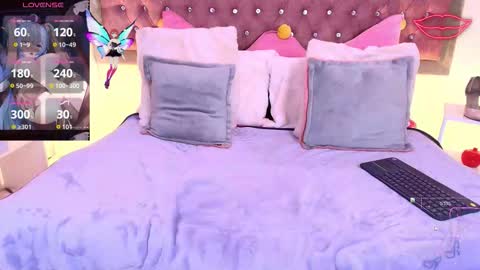 neko  online show from November 2025 08:52:01 PM