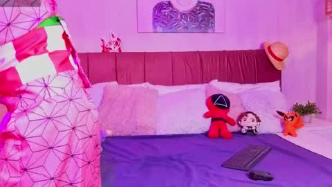 Emma online show from April 2026 07:14:01 PM