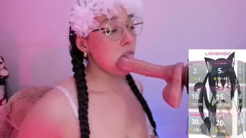 Snapshot of emma_winslows chatting on December 2025 04:06:02 AM Emma online show from December 2025 04:06:02 AM