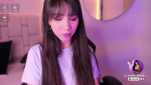 Snapshot of emma_woods__ chatting on December 2024 03:25:02 PM emma_woods__ online show from December 2024 03:25:02 PM