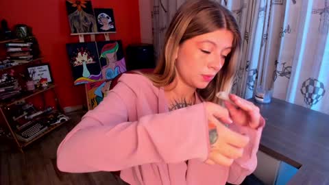 Snapshot of emmaa_hostt chatting on January 2025 03:33:01 AM Ema .l. online show from January 2025 03:33:01 AM