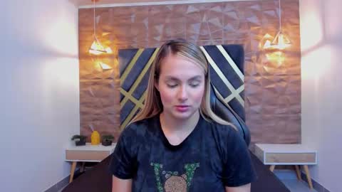 EMMA online show from January 2026 05:18:01 PM