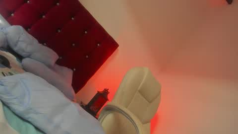 emmabrown10 online show from December 2025 02:15:01 PM