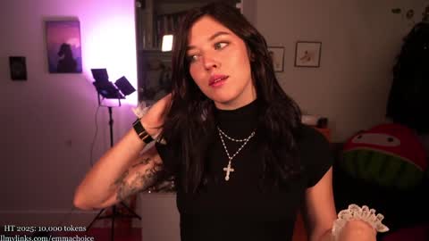 emmachoice online show from November 2025 10:42:01 PM