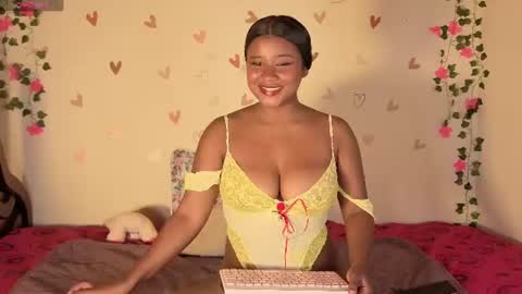 Snapshot of emmaconneer chatting on July 2026 01:25:02 AM Emma online show from July 2026 01:25:02 AM