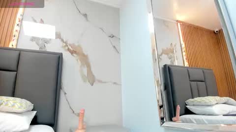    online show from October 2025 01:34:02 PM