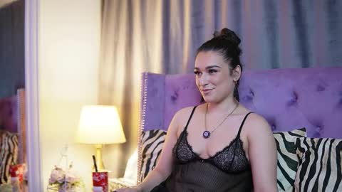  Emma  online show from December 2025 09:10:02 PM