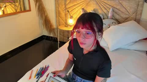           online show from April 2026 08:03:01 PM