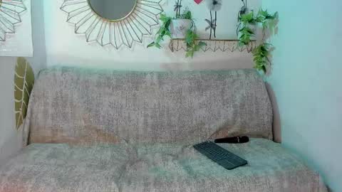 Snapshot of emmaduque chatting on November 2025 07:45:02 PM Emma Duque online show from November 2025 07:45:02 PM