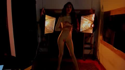 Snapshot of emmaduque chatting on December 2025 03:23:01 AM Emma Duque online show from December 2025 03:23:01 AM