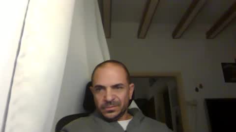 Ariel online show from December 2024 04:33:02 AM