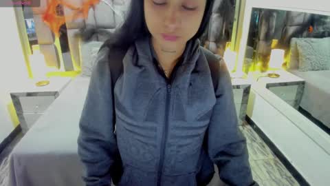 EMMA HILL online show from October 2025 10:55:01 AM