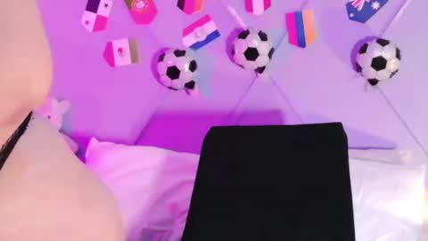  Emma  online show from July 2026 04:04:02 AM