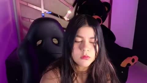 Emma online show from December 2024 10:53:02 AM