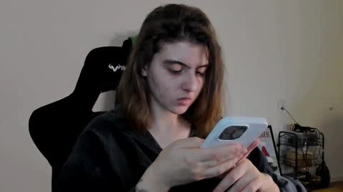 Emma online show from December 2024 08:43:01 PM