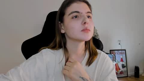 Emma online show from January 2025 07:09:02 PM