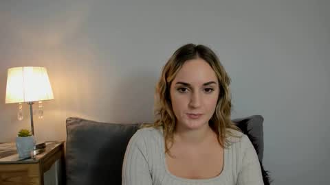 Emma online show from October 2025 12:12:02 PM