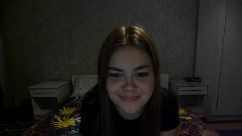 Snapshot of emmarose699 chatting on July 2026 07:50:01 AM EmmaRosse online show from July 2026 07:50:01 AM