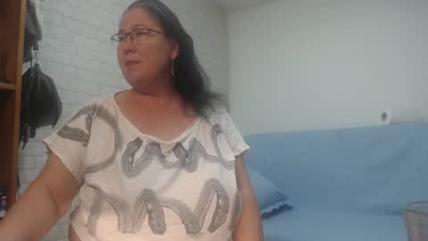 emmasquirt69 online show from December 2025 09:41:02 PM