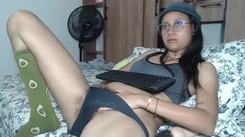 emmasweet95 online show from January 2025 09:17:01 AM