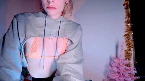 Snapshot of emmaterrestrial chatting on January 2025 06:59:01 PM RH-NEGATIVE GREEN-EYED BAELIEN online show from January 2025 06:59:01 PM