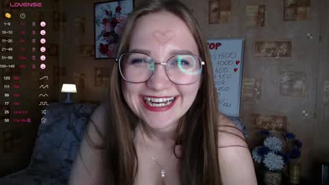 Mia online show from December 2024 04:16:01 PM