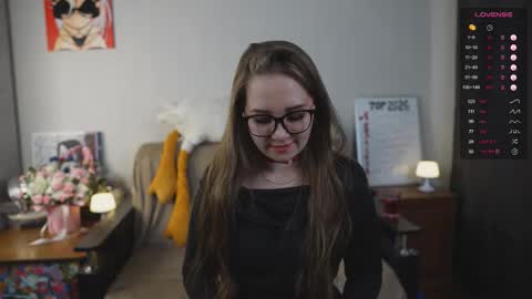 Mia online show from February 2026 08:05:01 PM