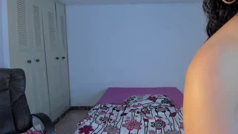 Snapshot of emmatorres9 chatting on March 2025 12:48:01 AM Emma Torres online show from March 2025 12:48:01 AM