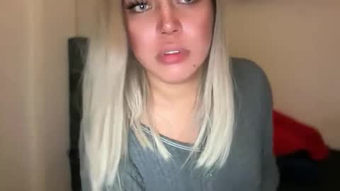 YourDreamGirl Emma  online show from March 2026 04:41:01 PM