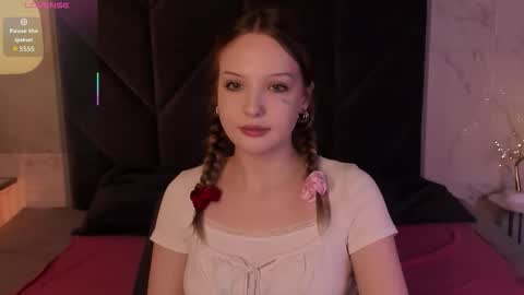 Snapshot of emmazing_ chatting on November 2025 08:55:01 PM Iris online show from November 2025 08:55:01 PM