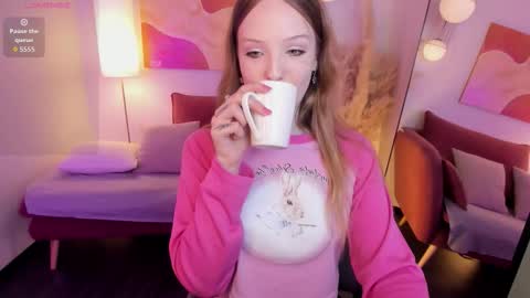 Snapshot of emmazing_ chatting on February 2026 02:12:02 PM Iris online show from February 2026 02:12:02 PM