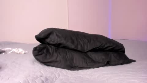 Emmi online show from February 2026 04:47:02 PM