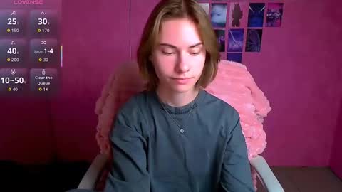 Emmi online show from November 2025 06:46:01 AM