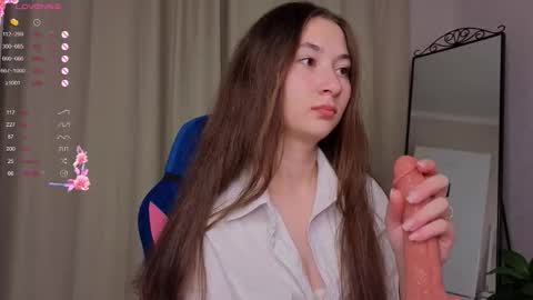 Emmi online show from September 2025 11:33:02 AM