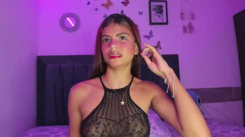 Emmie online show from April 2026 09:49:02 PM