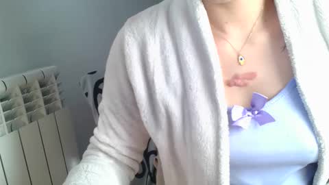 Snapshot of emmie_xxx chatting on January 2025 11:46:01 AM emmie online show from January 2025 11:46:01 AM