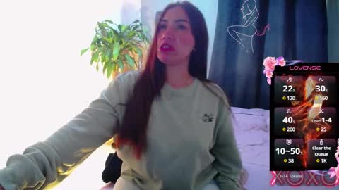 Snapshot of emmilysmith1 chatting on December 2024 11:17:02 PM Emmily online show from December 2024 11:17:02 PM