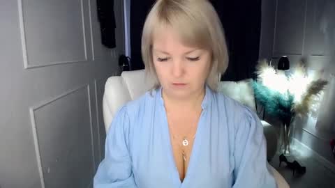 Snapshot of emmmam chatting on February 2026 09:49:02 AM emmmam online show from February 2026 09:49:02 AM